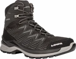 Wandelschoen Lowa Men Innox Pro GTX Mid Black Grey -StormGear Verkoop 310703 9930 innox pro gtx mid 2022 outer rotated 2