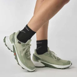 Trailrunning Schoen Salomon Women Alphacross 4 GTX Desert Sage White Laurel Wreath 15 Trailrunning Schoen Salomon Women Alphacross 4 GTX Desert Sage White Laurel Wreath -StormGear Verkoop 8 salomon alphacross 4 gtx w desert sage white laurel wreath